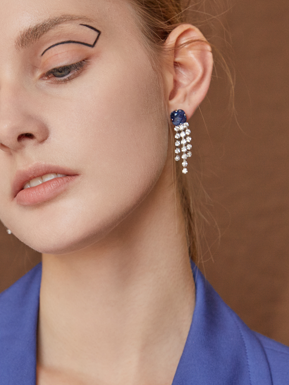 [장윤주, 다현, 임보라 착용] Blue crystal drop earring