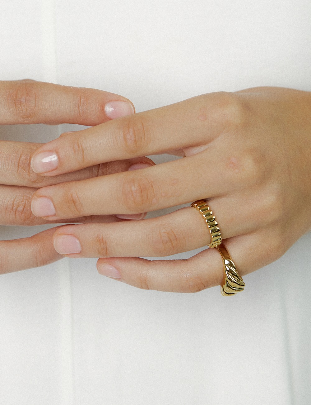Croissant Ring (Gold)