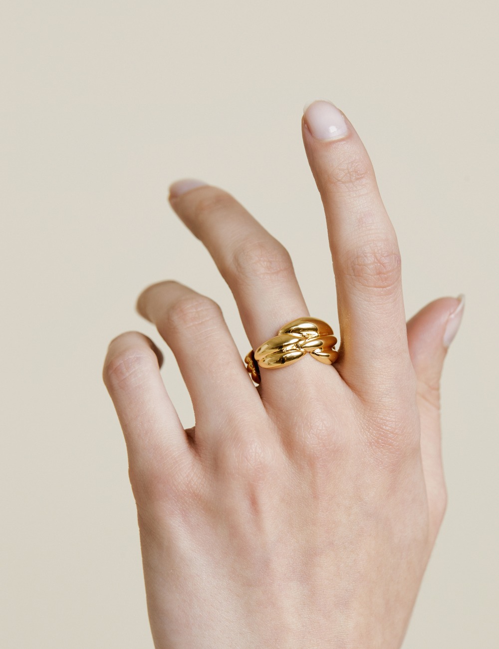 Waveroom Ring (Gold)